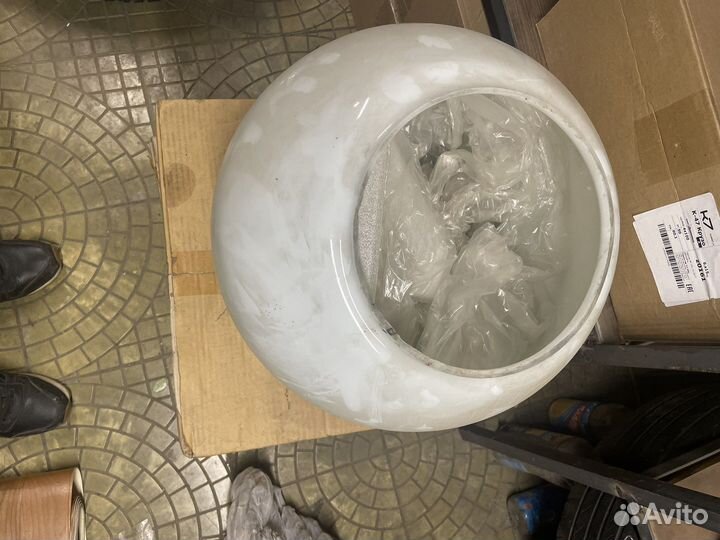 Стеклянный шар