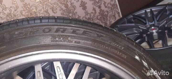 Triangle Sports TH201 245/40 R19