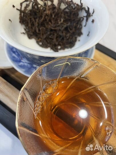 Цзинь Цзюнь Мэй-золотые брови красный чай