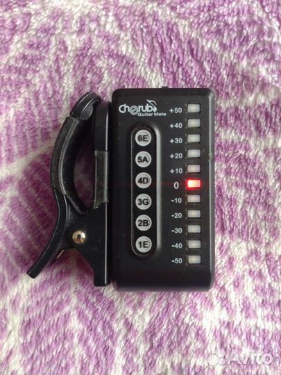 Тюнер для гитары