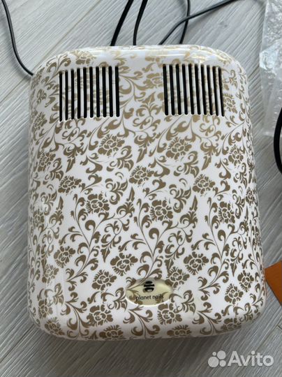 Лампа для ногтей planet nails