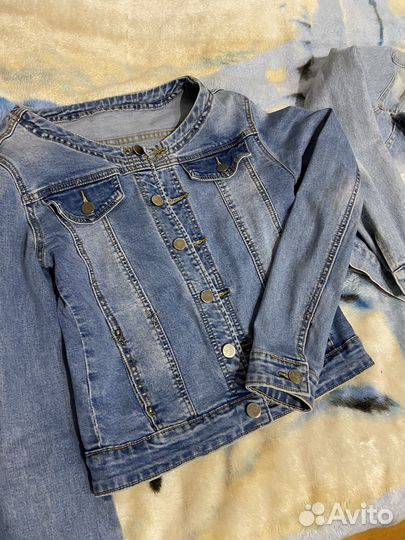 Джинсовая куртка