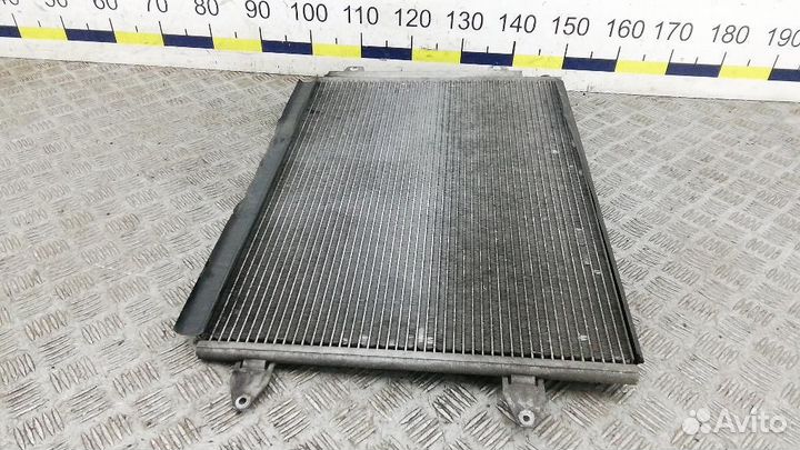 Радиатор кондиционера (конденсер) Volkswagen Passa