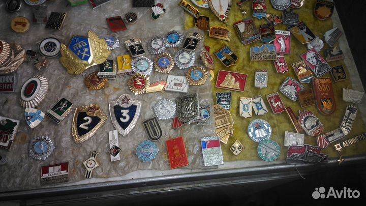 Знаки и значки СССР