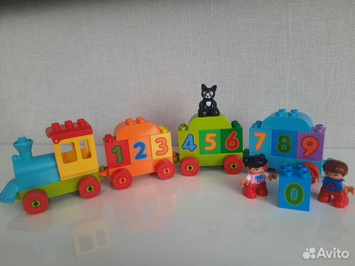 Конструктор lego duplo поезд с цифрами