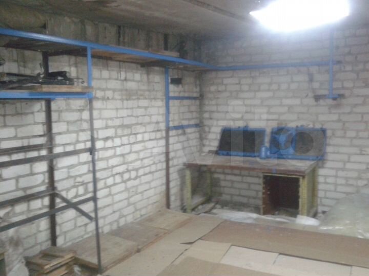 Гараж, > 30 м²