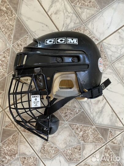 Коньки хоккейные