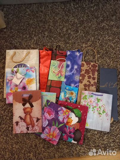 Пакеты подарочные