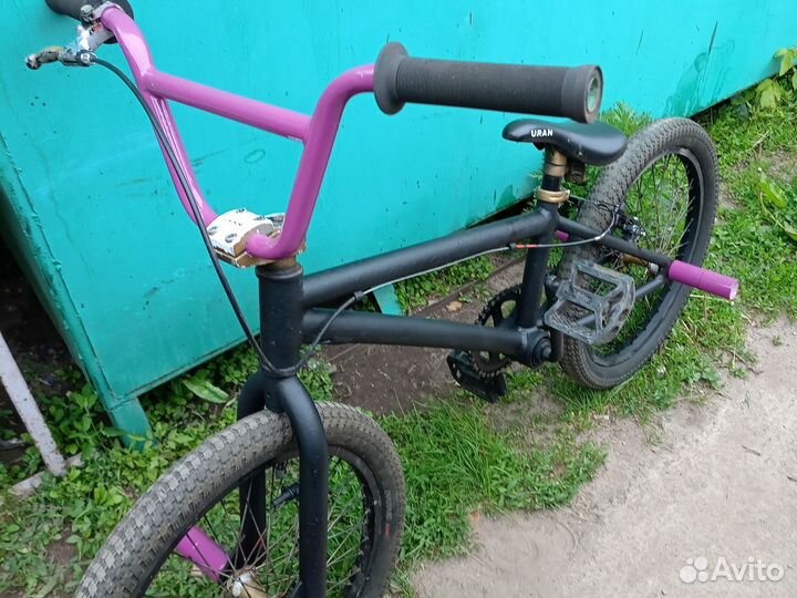 Трюковой велосипед BMX