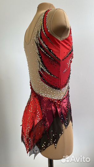 Костюм для художественной гимнастики