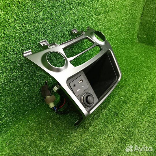 Декоративная накладка торпедо нижняя SsangYong