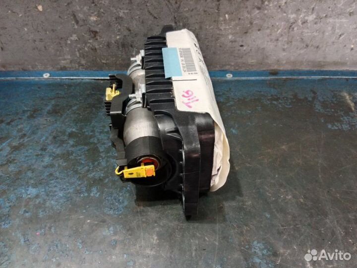 Подушка в торпеду Volkswagen Tiguan NF