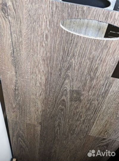 Кварцвиниловая плитка замковая