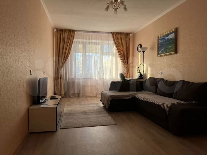 2-к. квартира, 50 м², 7/10 эт.