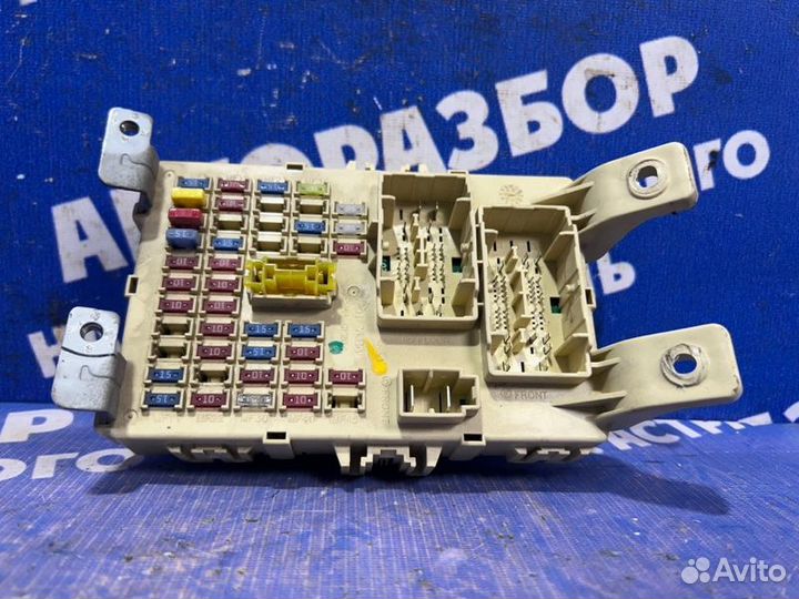Блок предохранителей салона Kia Rio 3 седан 2012