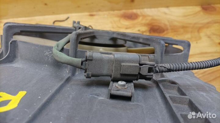 Диффузор радиатора правый Honda Stepwgn RF4 K20A