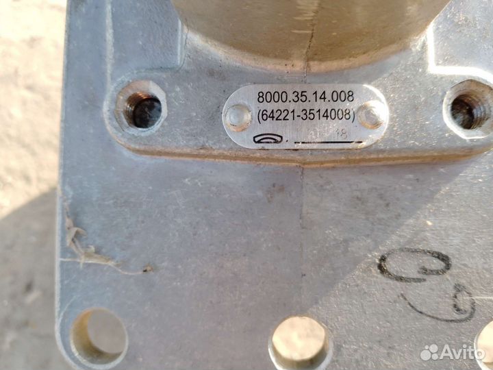 Кран тормозной камаз