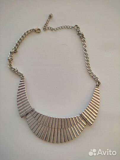 Колье на шею (чокеры) бижутерия