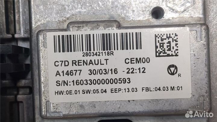 Дисплей мультимедиа Renault Kadjar, 2016