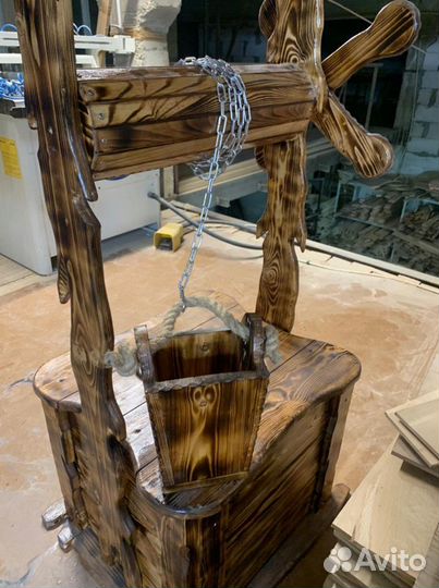 Колодец декоративный