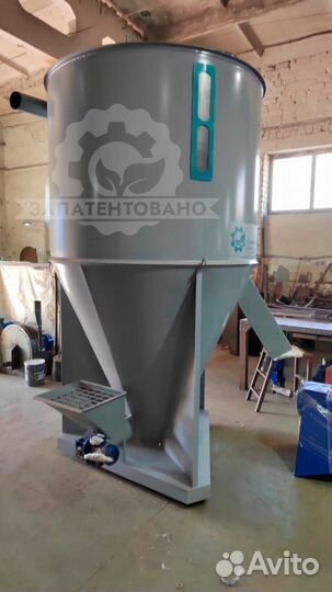 Смеситель комбикормов вертикальный 1 т/ч