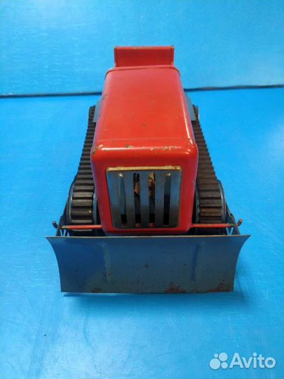 Детская игрушка Трактор