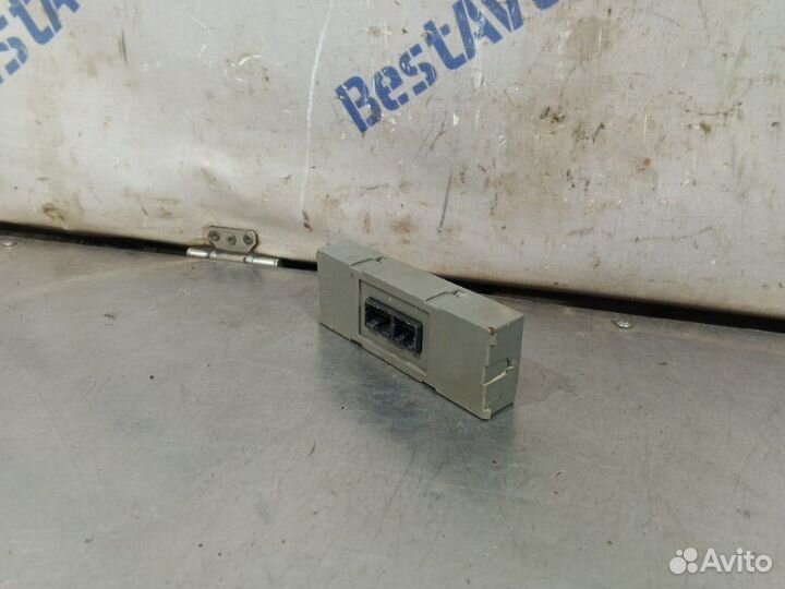 Блок управления светом Kia Spectra седан S6D1 2006