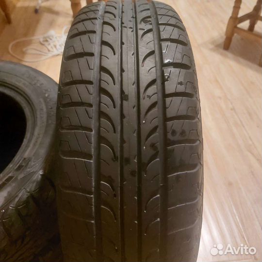 Tunga Zodiak 2 185/60 R14