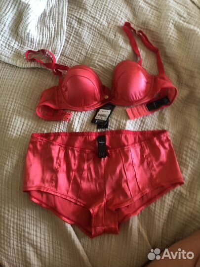 Шелковый комплект белья М