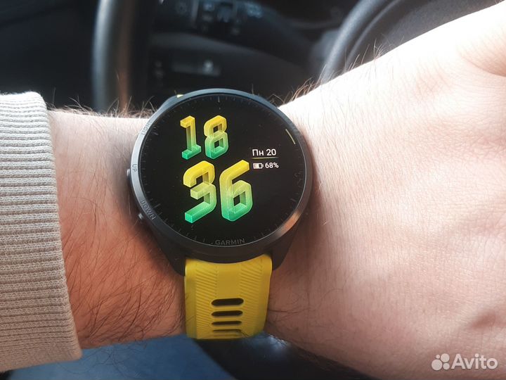 Garmin Forerunner 965 лайм