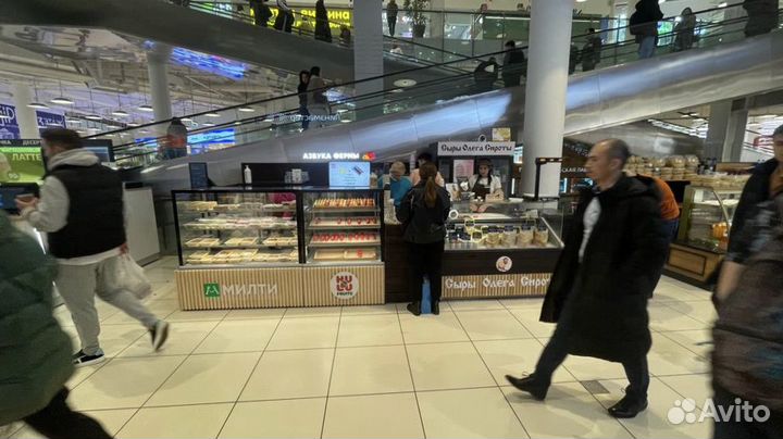 Доля 50/50 от торгового острова в ТЦ