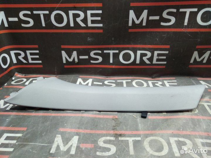 Обшивка стойки передняя левая Mercedes-Benz