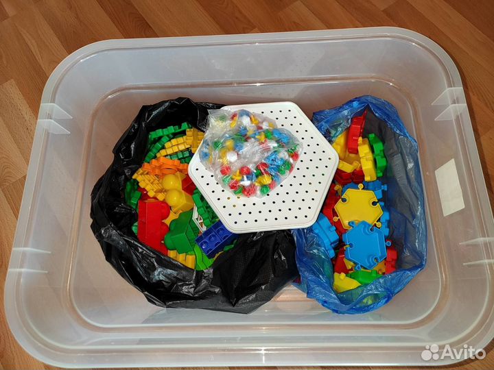 Мозаика,конструктор,ящик для игрушек