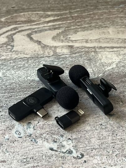 Петличный микрофон для телефона