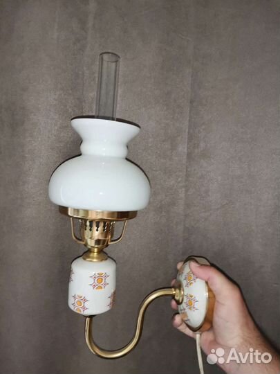 Старинная лампа