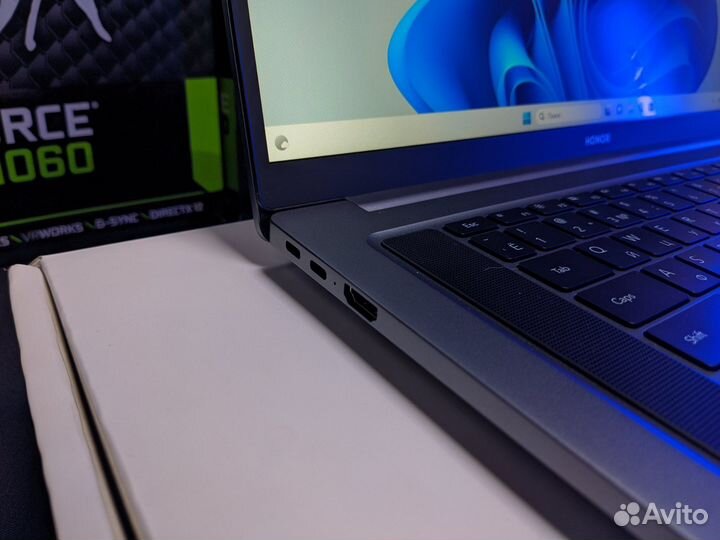 Новый ноутбук Honor 16.1