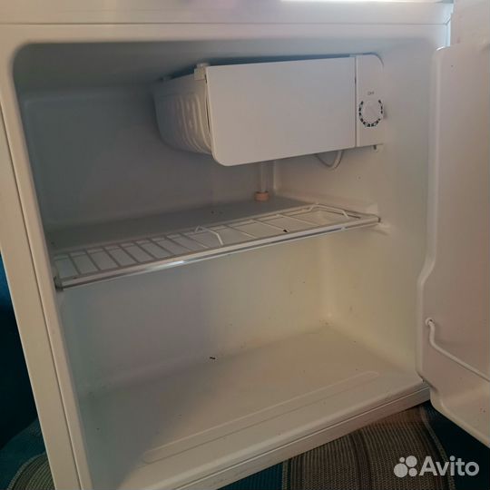 Холодильник бу маленький
