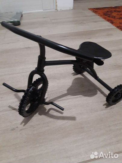 Трехколесный велосипед