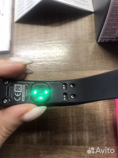 Garmin vivosmart HR+ Фитнес часы