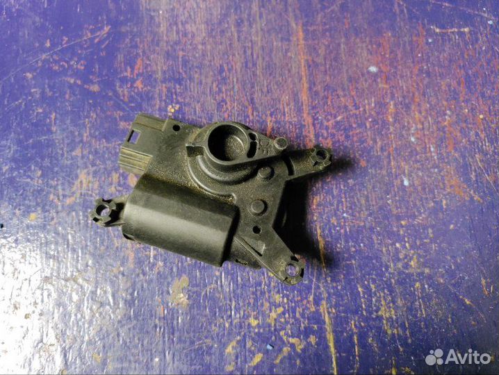 Сервопривод заслонок печки Audi Q7