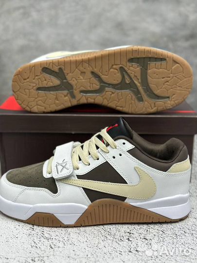 Кроссовки Nike air Jordan Tracis scott коричневые