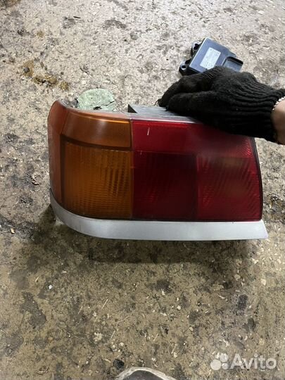 Задний левый фонарь ваз 2115
