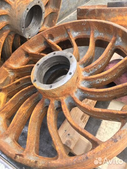 Каток опорный для тт4