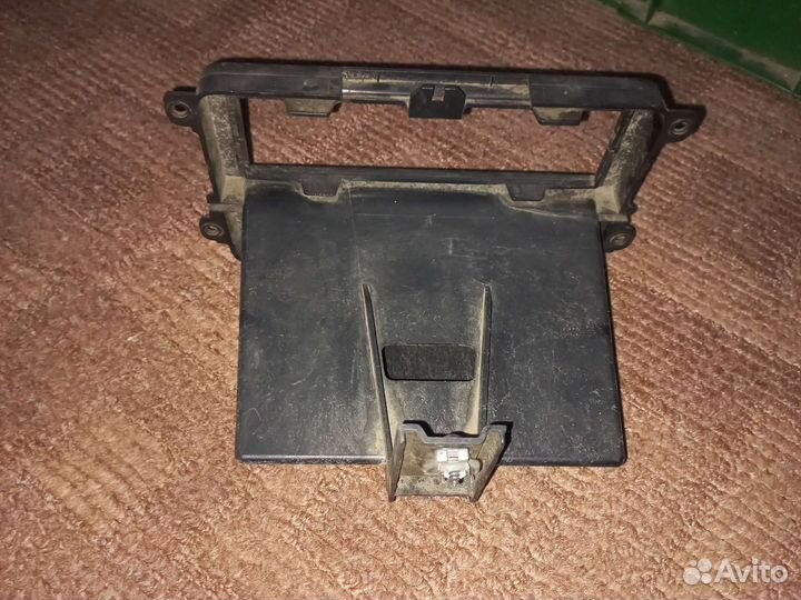 Ящик передней консоли Volkswagen Polo