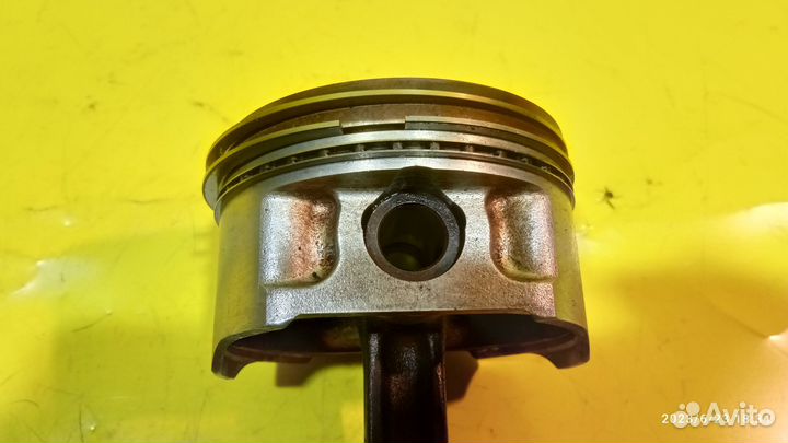 Поршень для Mitsubishi Lancer 9