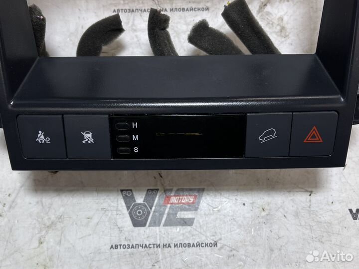 Рамка мультимедии Chevrolet Captiva C100