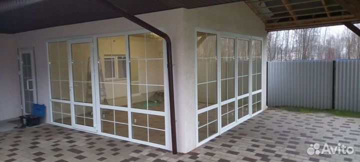 Остекление веранды под ключ