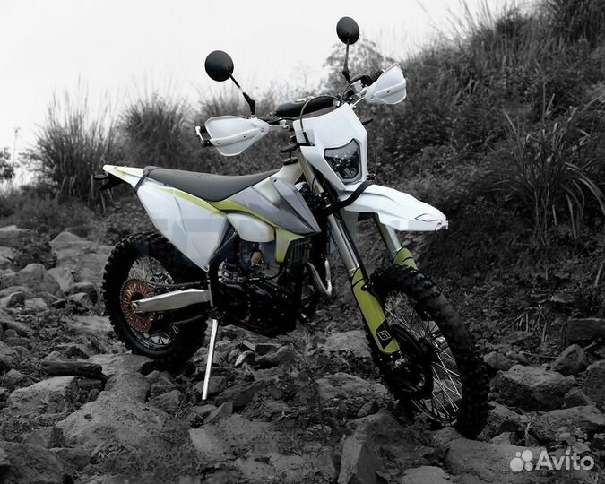 Мотоцикл Regulmoto nibbi Racing 300 182MN