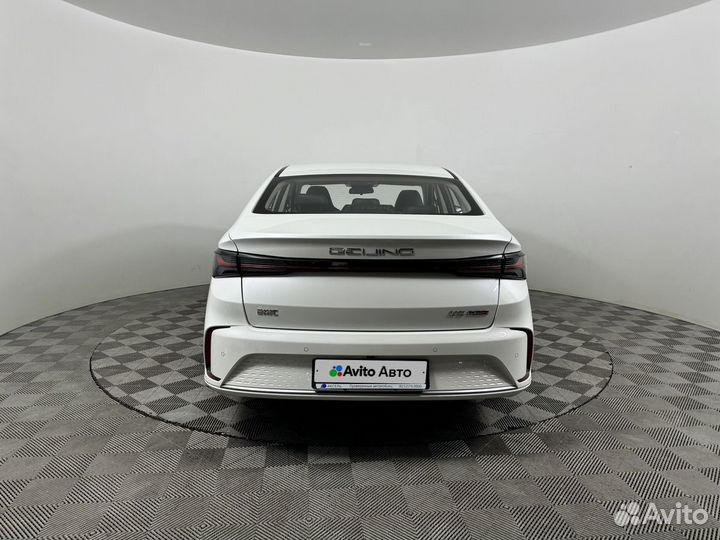 BAIC U5 Plus 1.5 CVT, 2023, 6 800 км