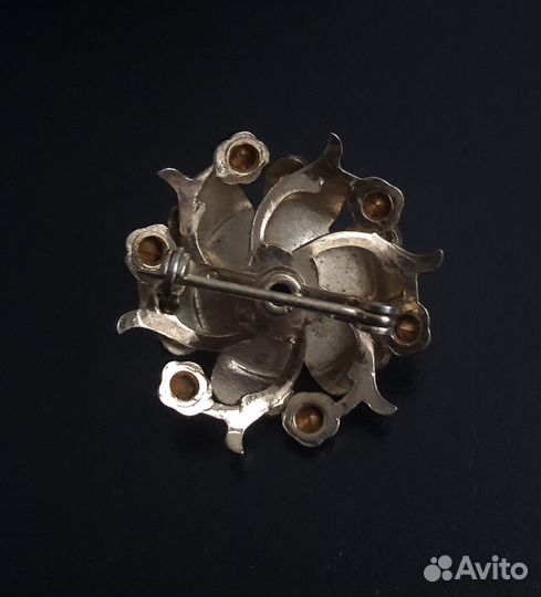 Брошь винтаж Coro